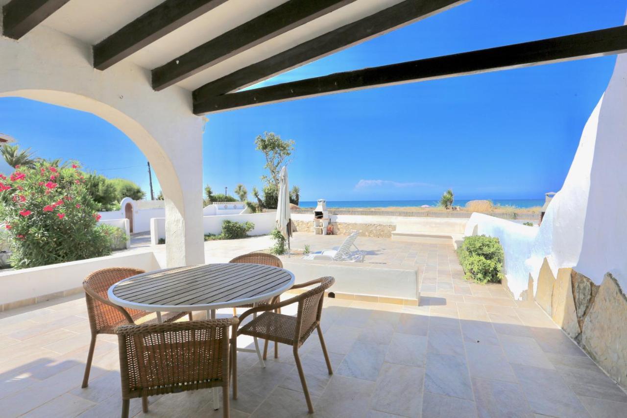 Urbanizacion El Oasis, 20 Villas En 1ª Linea Playa Dénia Exterior foto