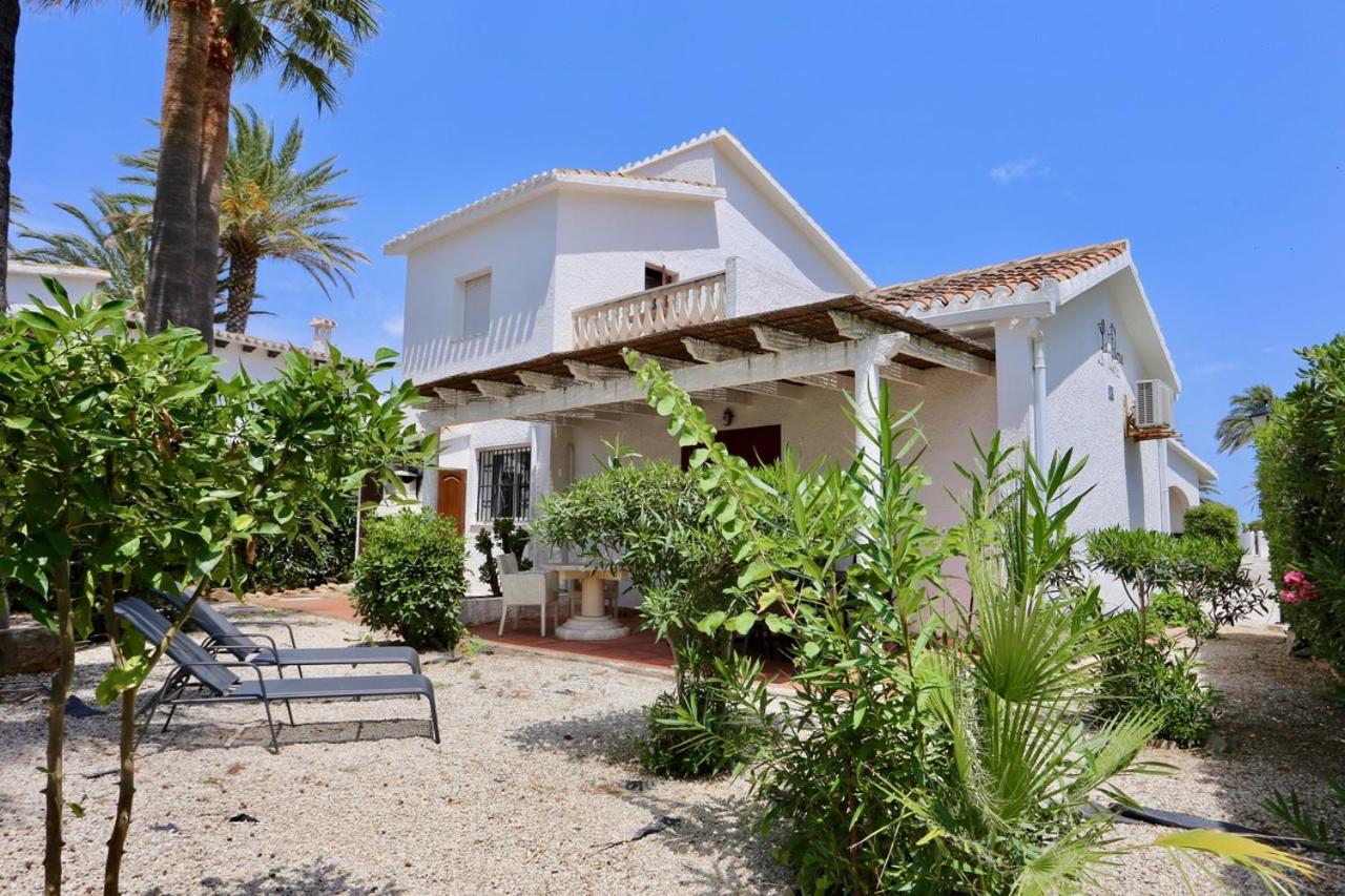 Urbanizacion El Oasis, 20 Villas En 1ª Linea Playa Dénia Exterior foto