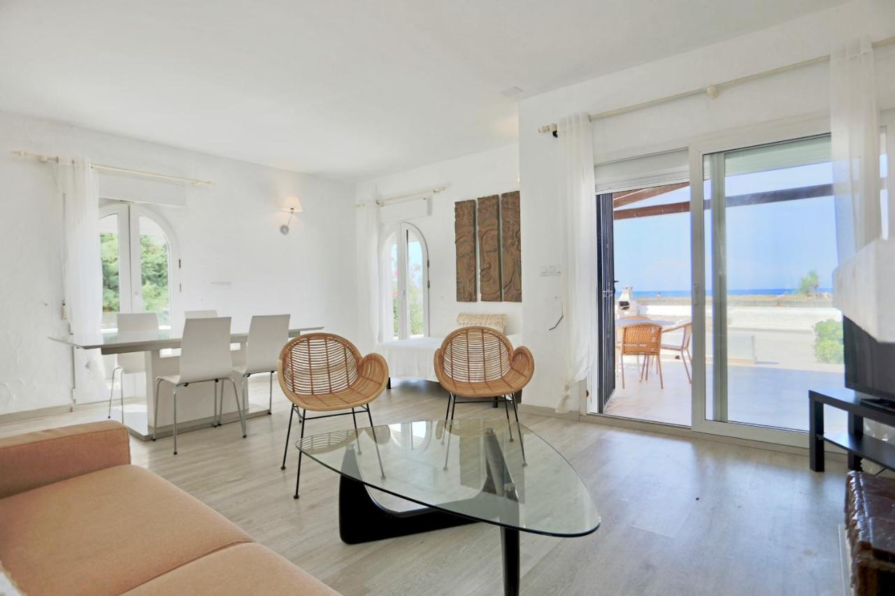 Urbanizacion El Oasis, 20 Villas En 1ª Linea Playa Dénia Exterior foto