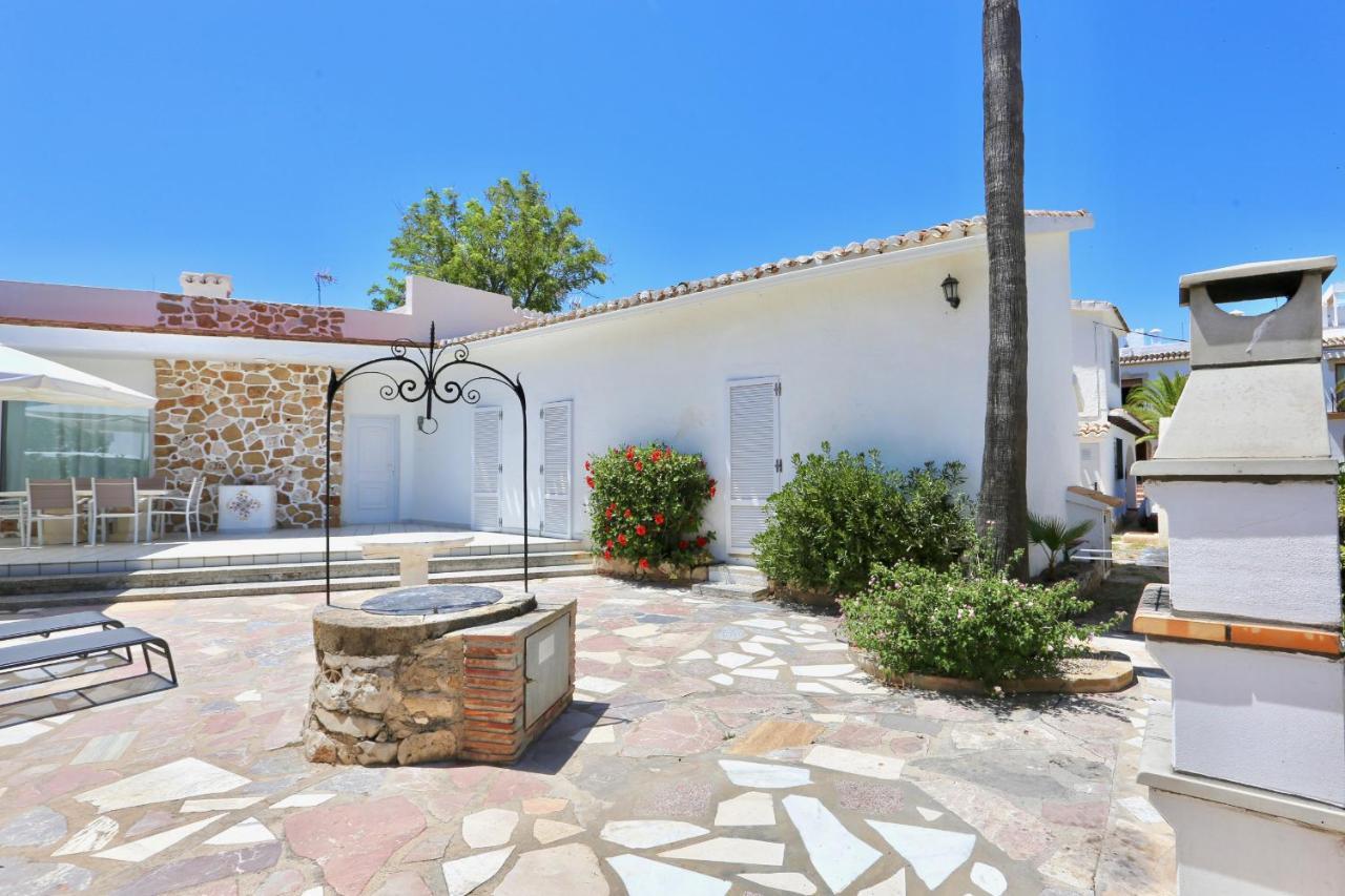 Urbanizacion El Oasis, 20 Villas En 1ª Linea Playa Dénia Exterior foto
