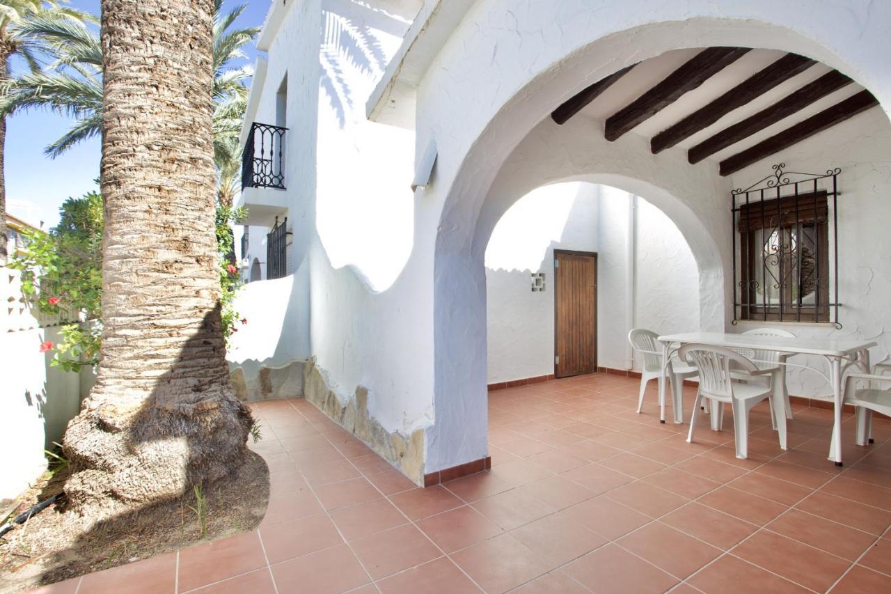 Urbanizacion El Oasis, 20 Villas En 1ª Linea Playa Dénia Exterior foto